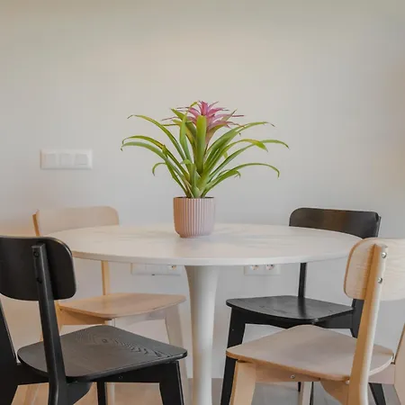 Loft The Pa By Paramount Holidays *