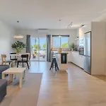 Loft The Pa By Paramount Holidays アパート アデヘ